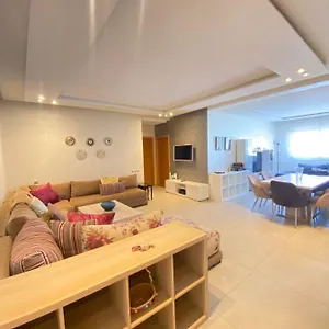 Superbe Ensoleillé Fibreo+netflix+parking Appartement Casablanca